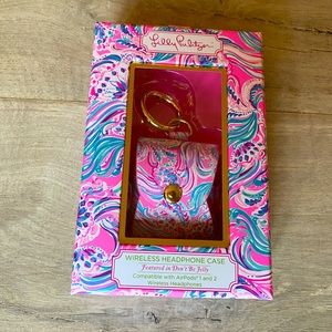 NWT Lilly Pulitzer pink ear Bud case.